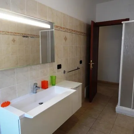 Komfortable In Apartment *